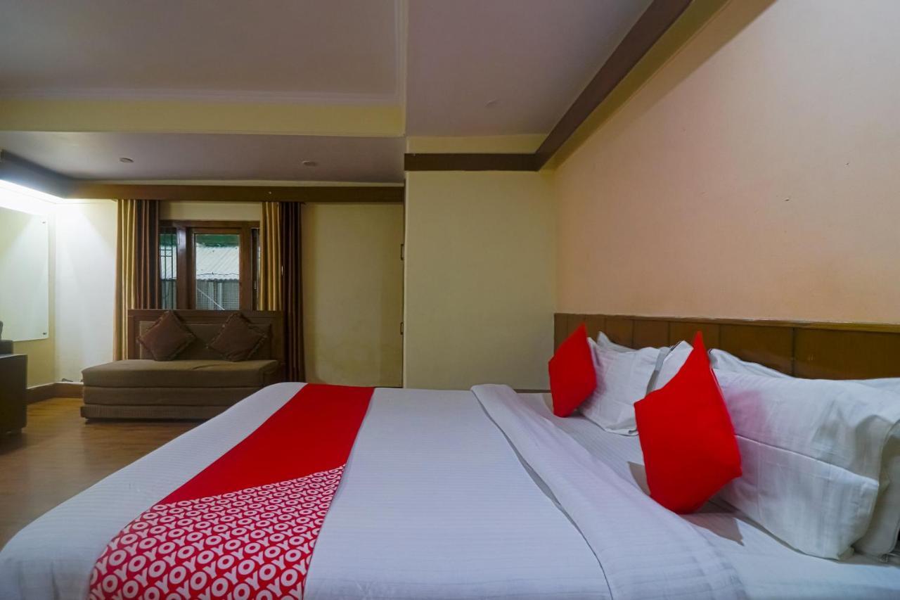 Flagship Hotel Yadgar Shimla Esterno foto